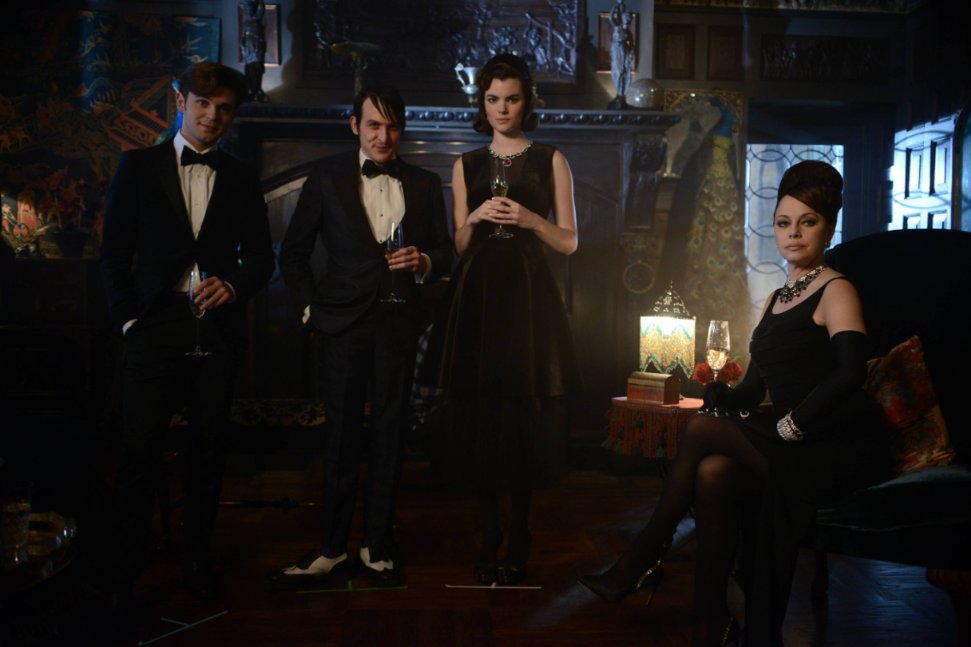 MV5BYmRlODBlMmItMjU5NC00NGExLTk3NGMtOWI0NGJiYjE5ODk3XkEyXkFqcGdeQXVyNjU1MDY3NjQ@._V1__SX1217_SY647_